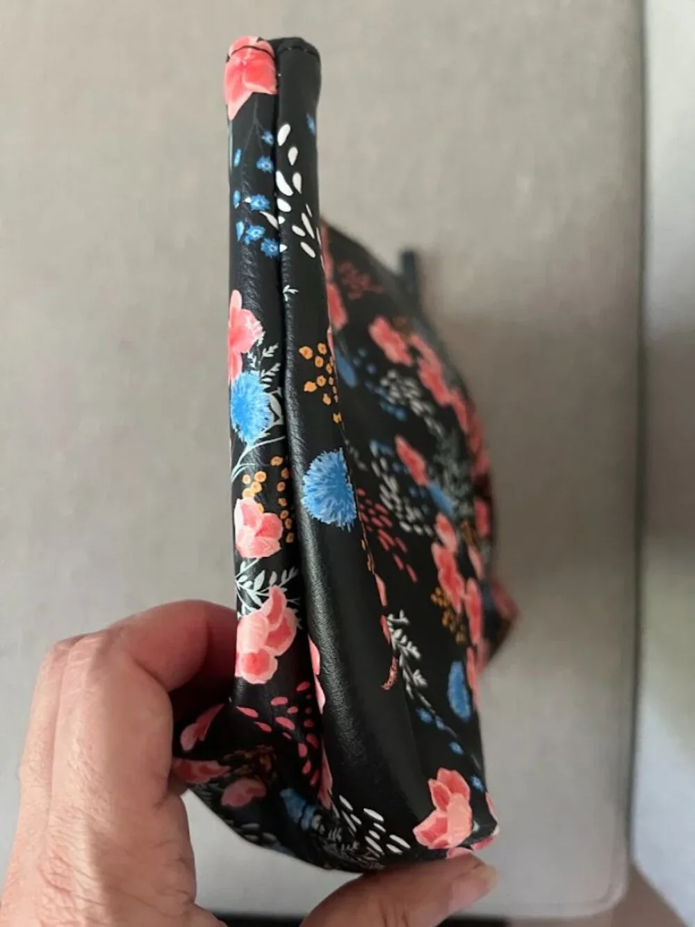 Steve Madden Pink Blue Floral Cosmetic Travel Pouch Top Zip Bag